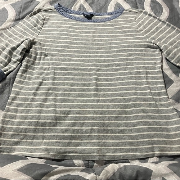 Gray and White Striped Long Sleeve Top - Picture 1 of 8